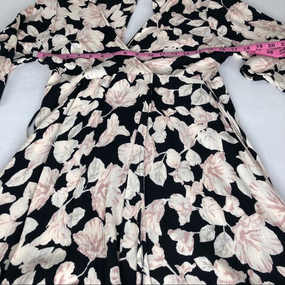 ✨HPx2✨Billabong Floral Split Back Dress S/P - Picture 4 of 7